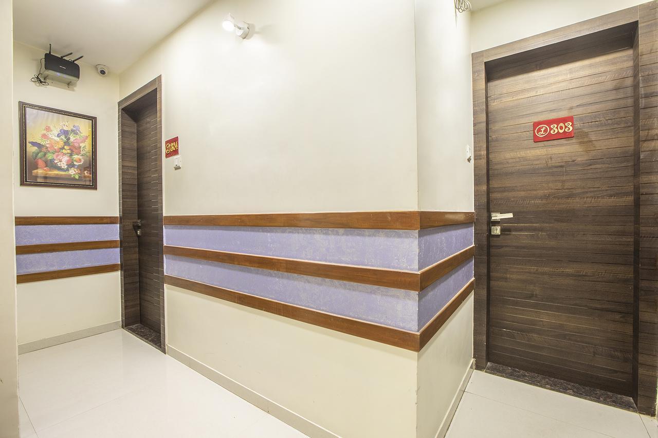 Hygienic Hotel Liberty Plaza Mumbai  Buitenkant foto