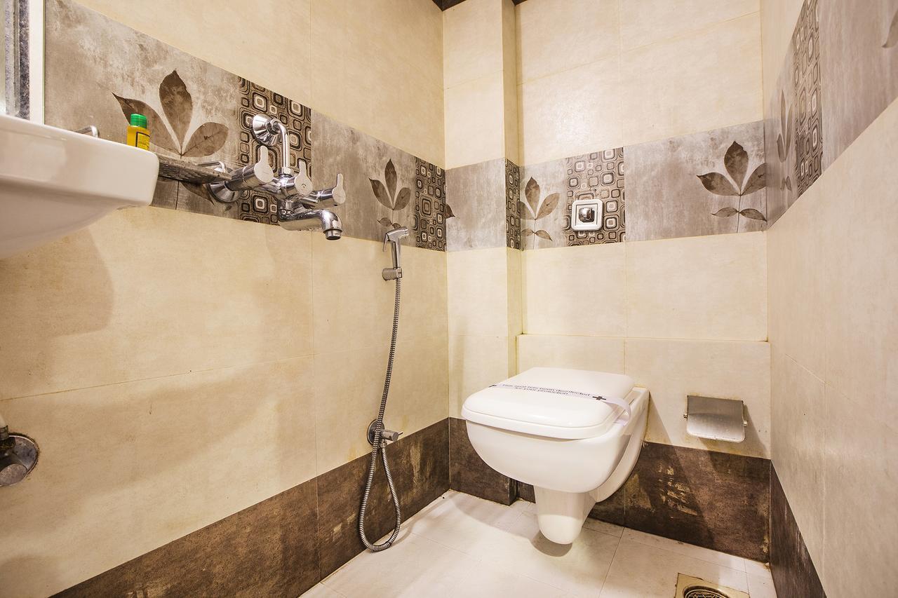 Hygienic Hotel Liberty Plaza Mumbai  Buitenkant foto