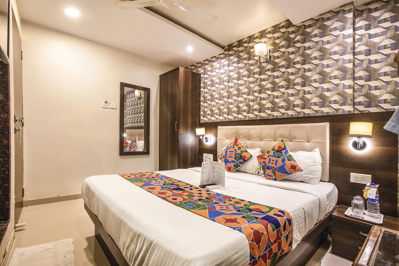 Hygienic Hotel Liberty Plaza Mumbai  Buitenkant foto